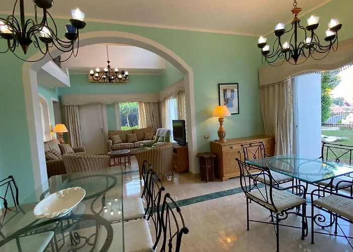 Domina Coral Bay 5*